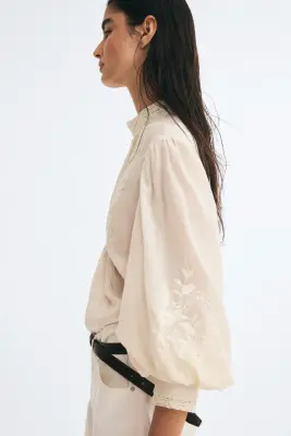 Blouse brodée avec dentelle - Rose poudré — photo 3