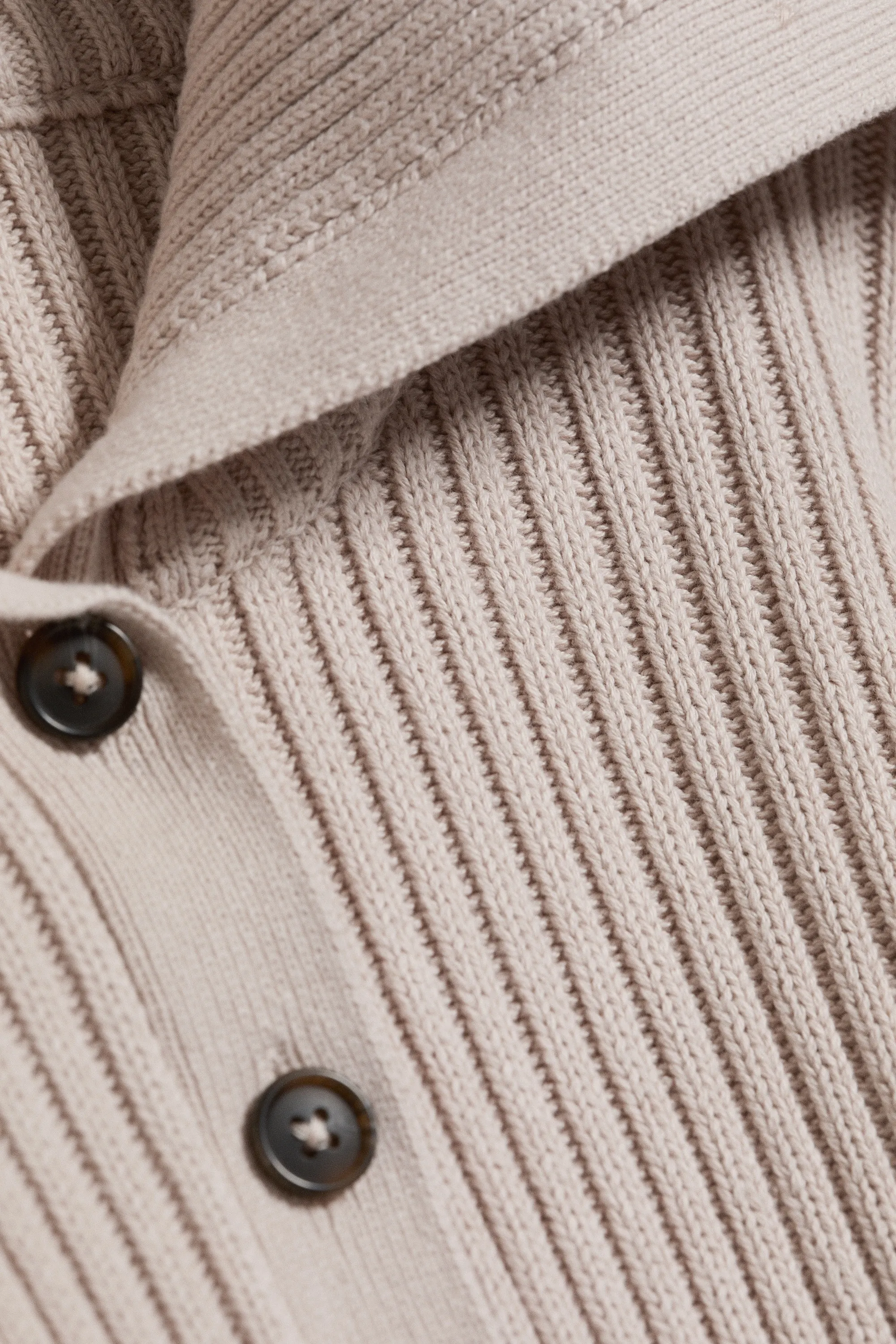 Cardigan confectionné cintré - Taupe clair poudré
