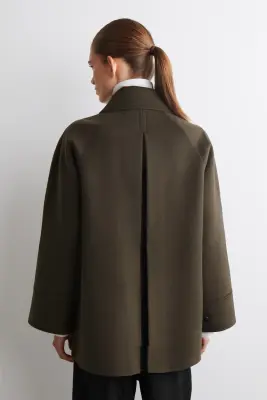 MANTEAU COURT EN LAINE DOUBLE FACE À COL CHEMINÉE - BRUN — photo 5
