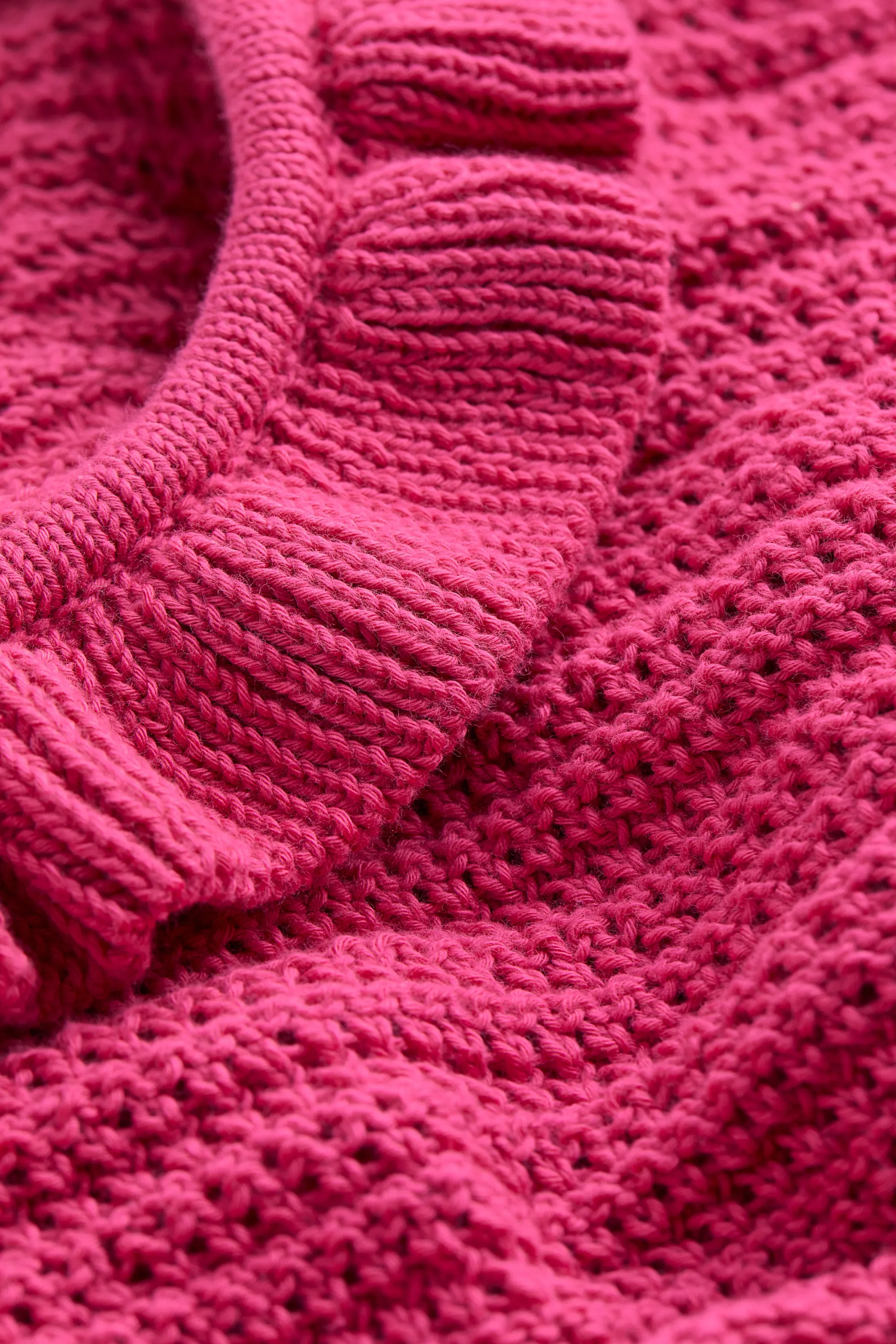 Top court à bord volanté - Rose cerise