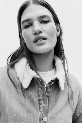 Veste en denim avec col - Bleu denim — photo 1