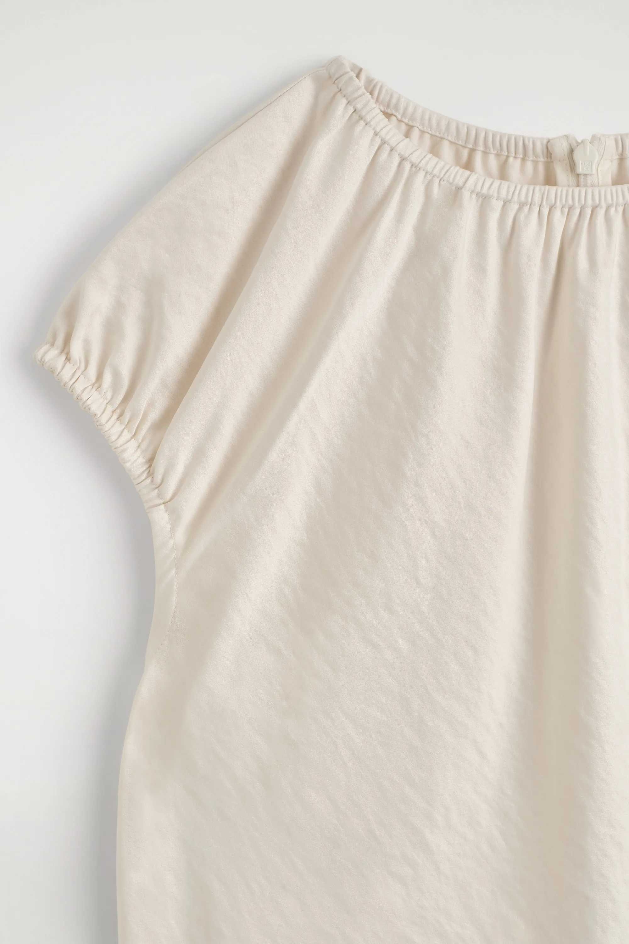 ROBE MIDI EN SATIN FRONCÉ - IVOIRE