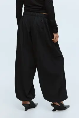 Pantalon à jambes ballon - Noir — photo 3