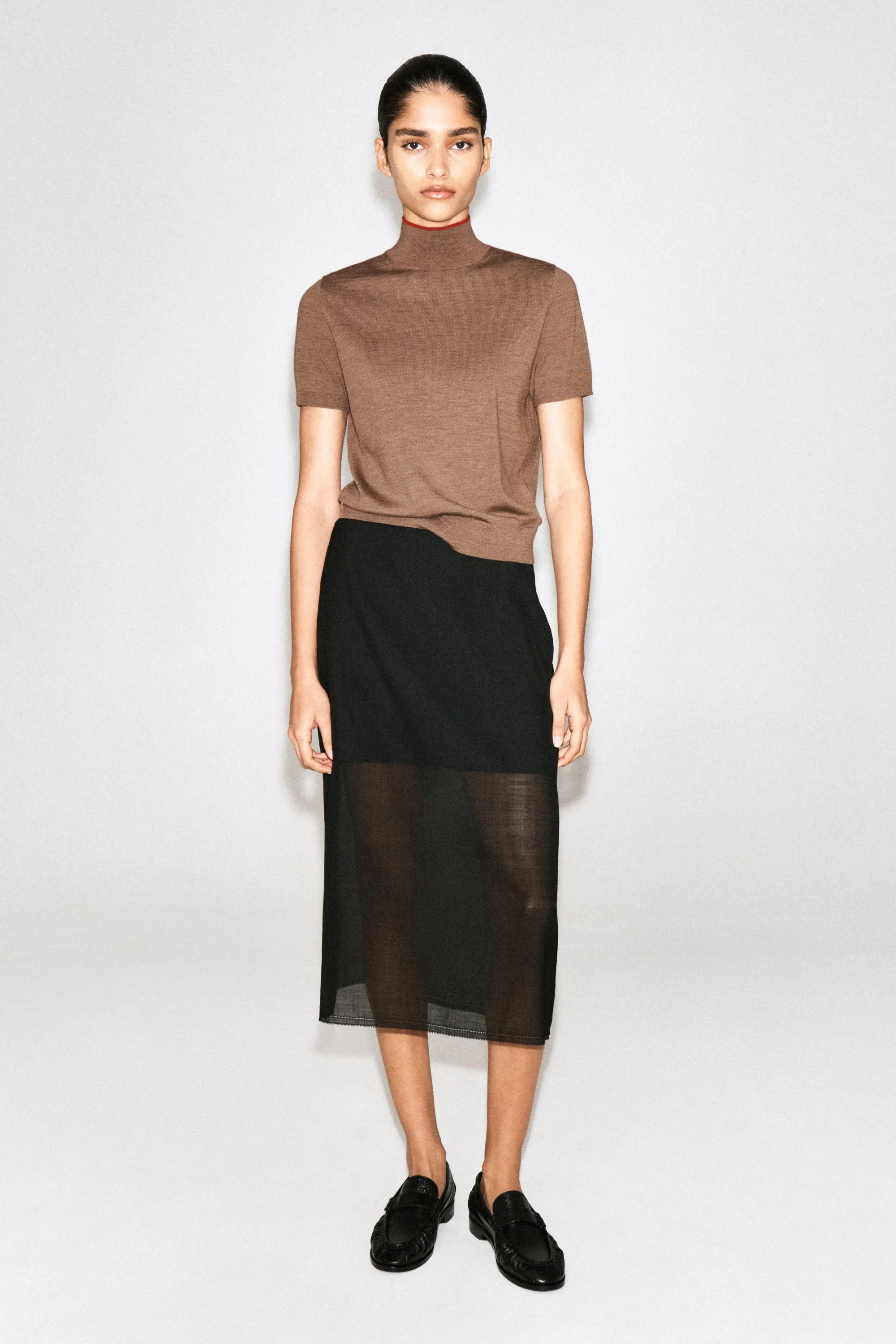 TOP À COL MONTANT EN LAINE MÉRINOS - BEIGE CHINÉ / ROUGE