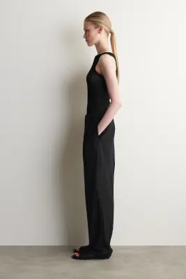PANTALON DROIT EN VOILE DE LAINE FLUIDE - NOIR — photo 2