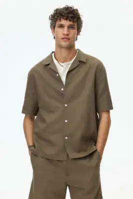 Chemise Relaxed Fit en lin mélangé avec col cubain - Vert kaki foncé — photo 2