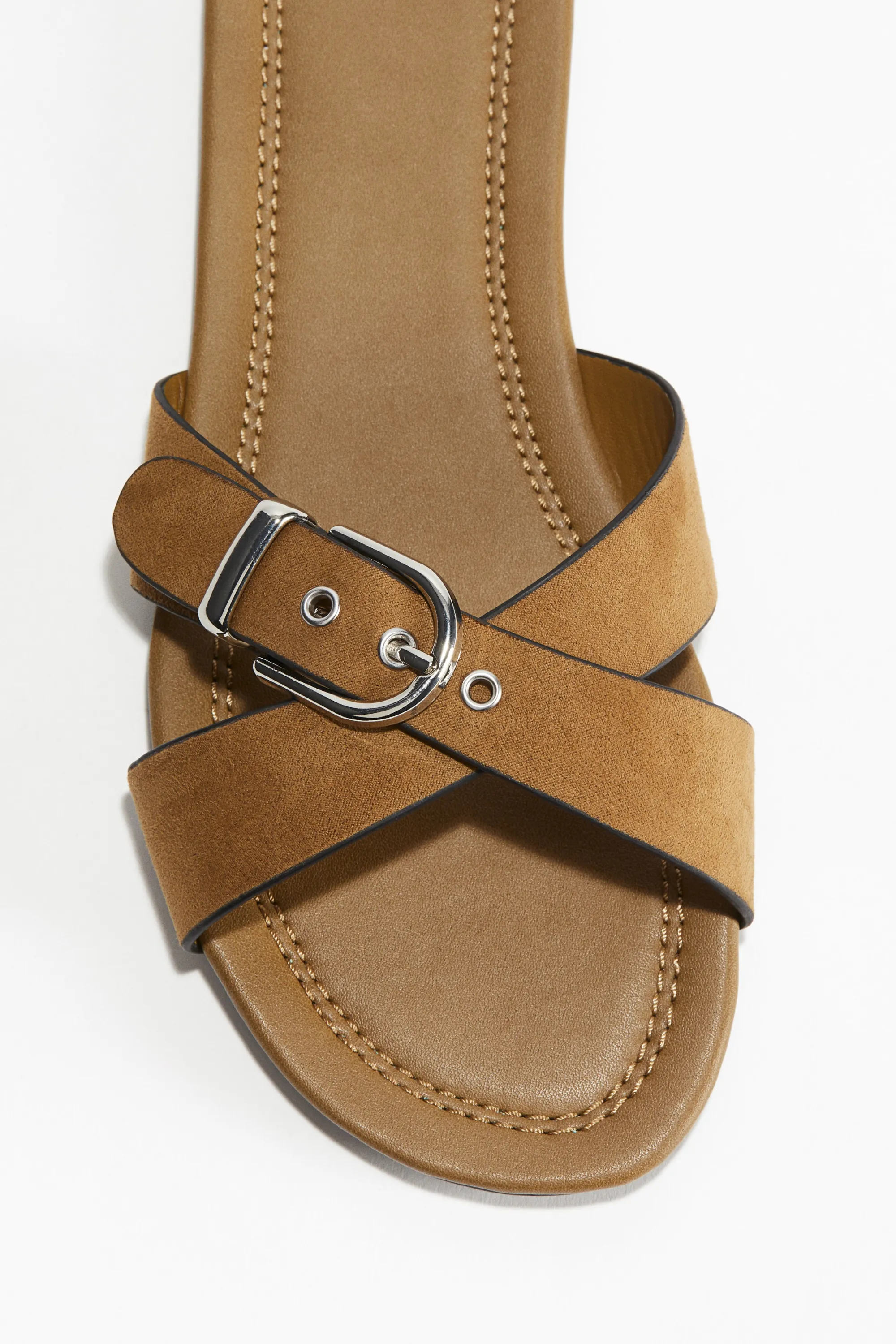 Sandales à brides croisées - Beige