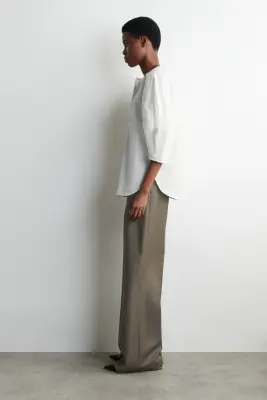 BLOUSE SCULPTURALE EN POPELINE DE COTON PIMA - BLANC — photo 2