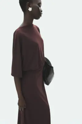 Robe en jersey avec dos bénitier - Marron foncé — photo 3