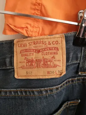 Jean Levi's 512 bleu — photo 3