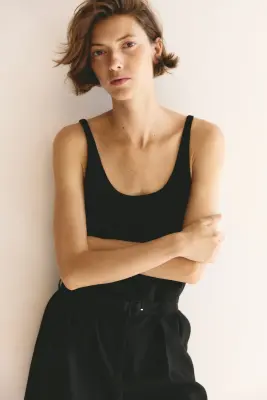Short en viscose mélangée avec ceinture - Noir — photo 2