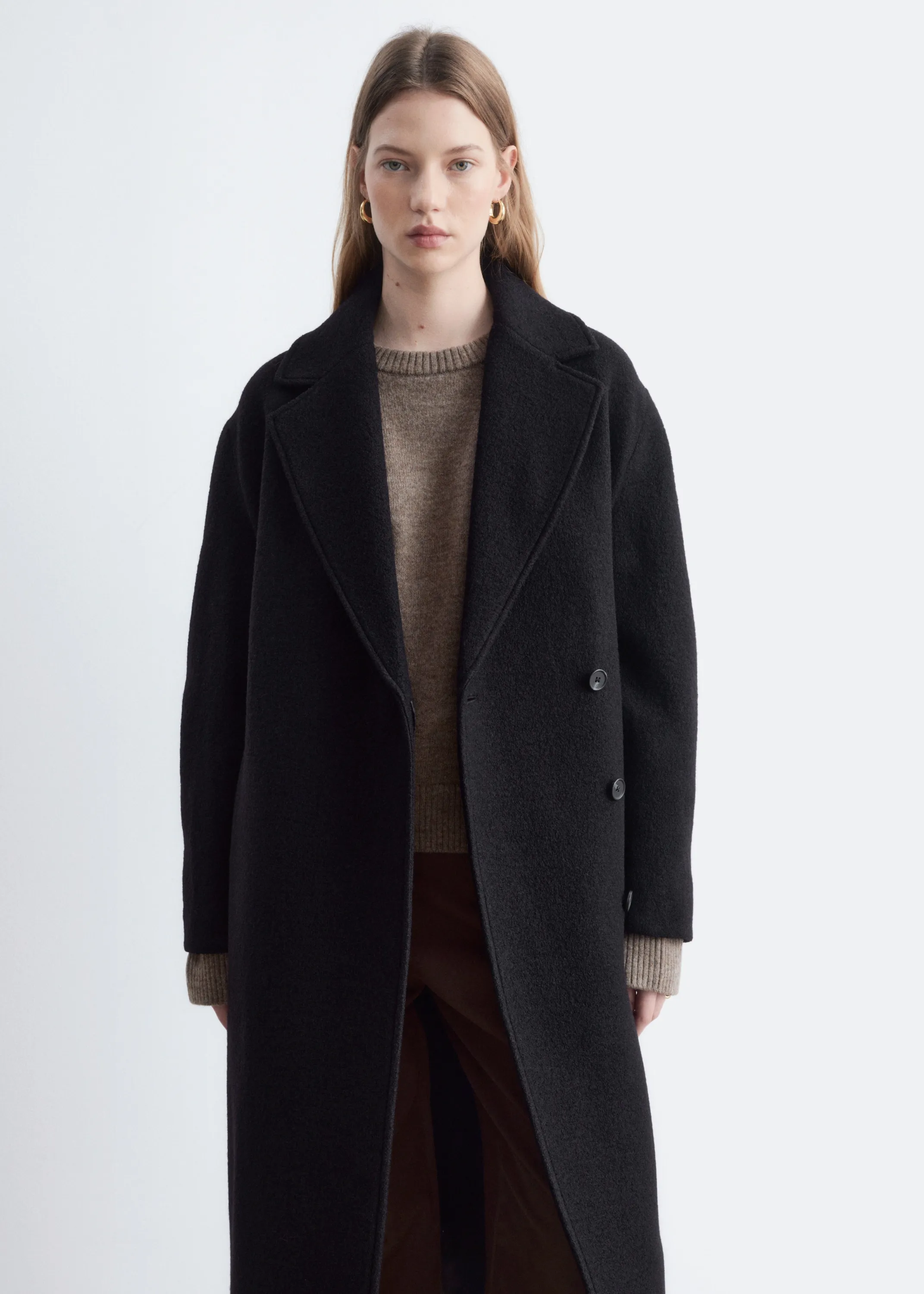 Manteau volumineux en laine avec ceinture - Noir