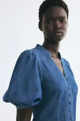 Robe en denim avec manches bouffantes - Bleu denim — photo 2