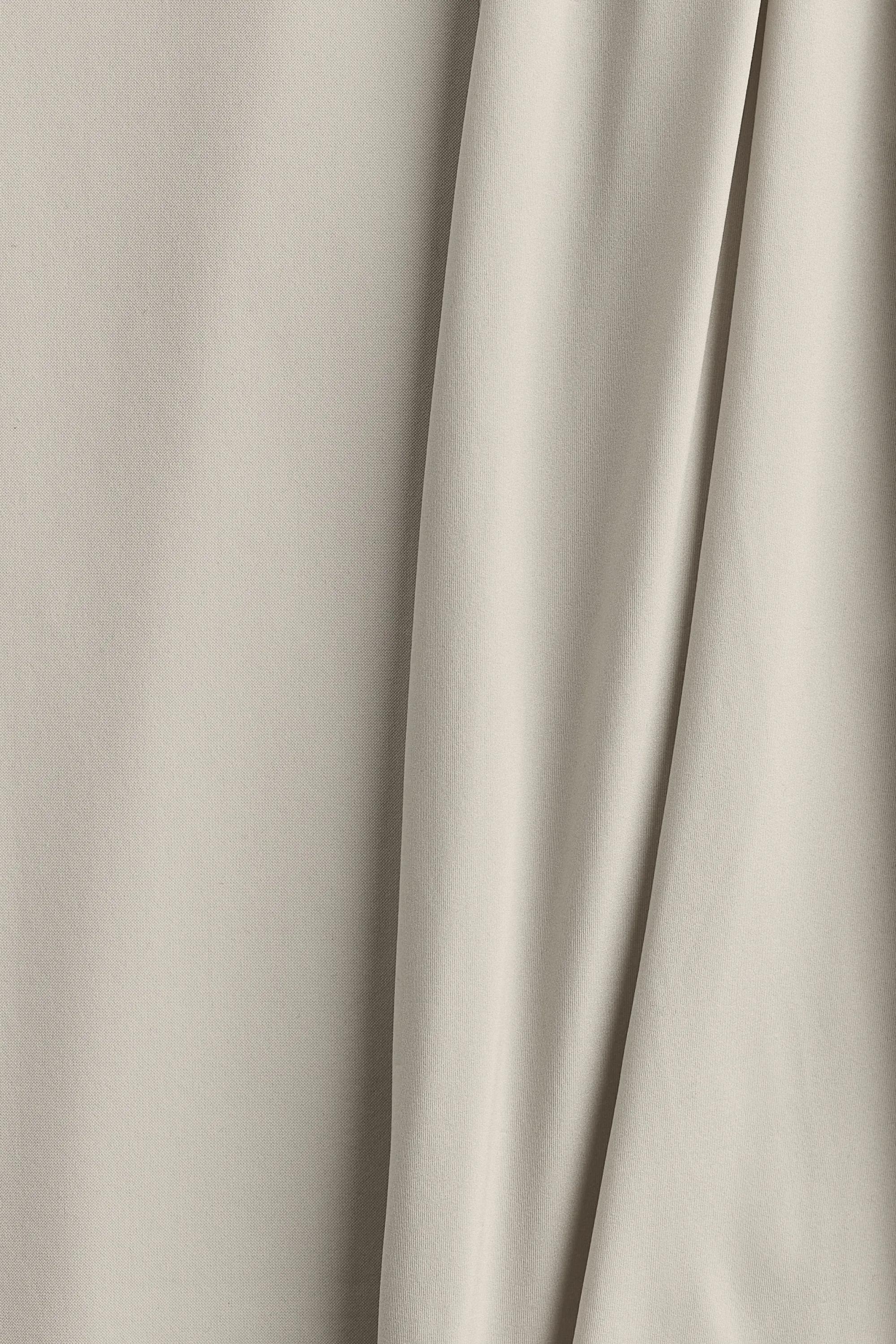 Robe moulante avec parties vaporeuses - Beige clair