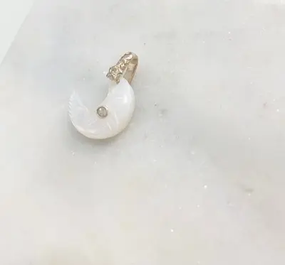 Nouveau ! ROOM SERVICE JEWELRY Charm Moon Nacre — photo 3