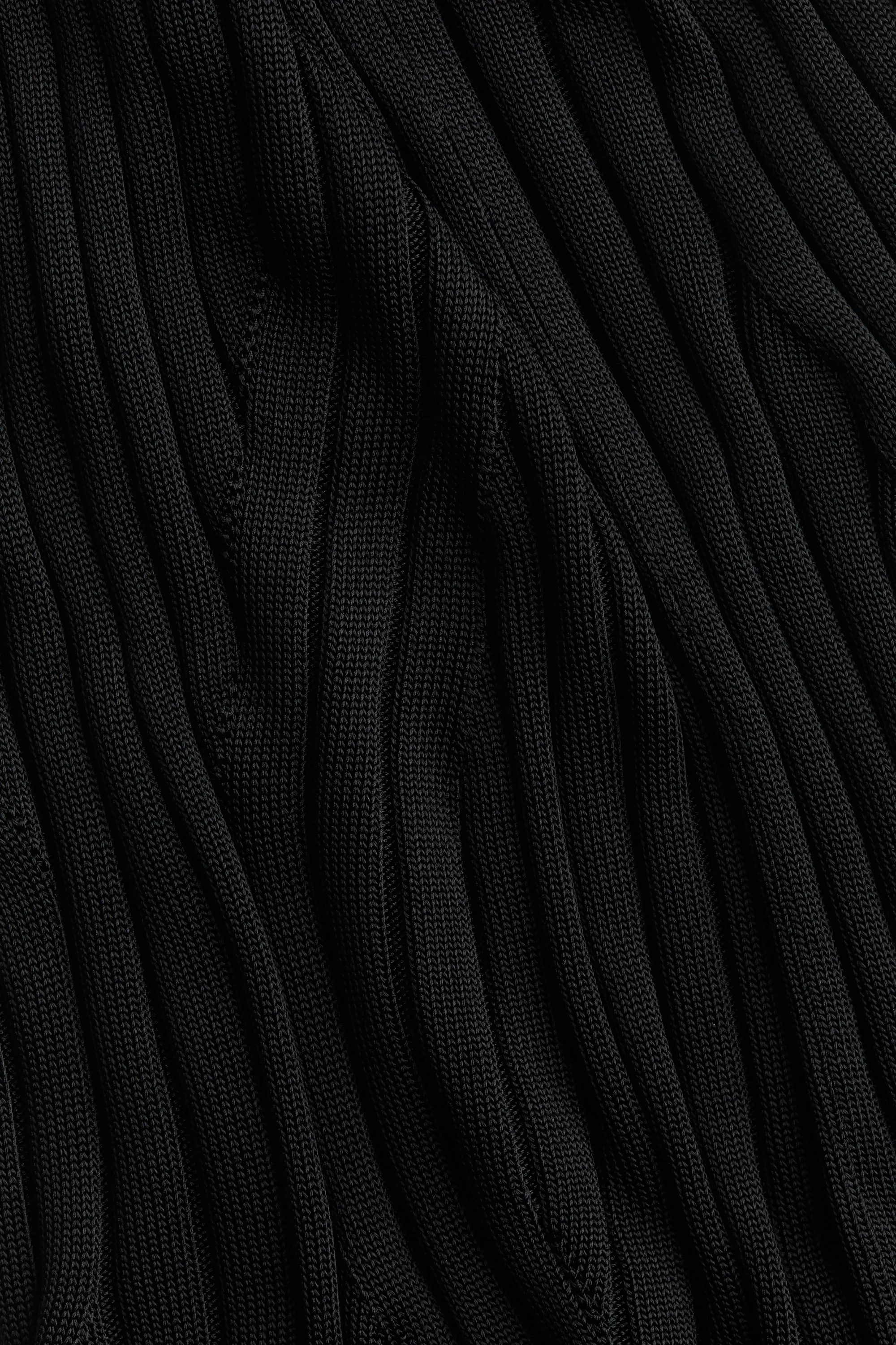 Robe col roulé en maille côtelée - Noir