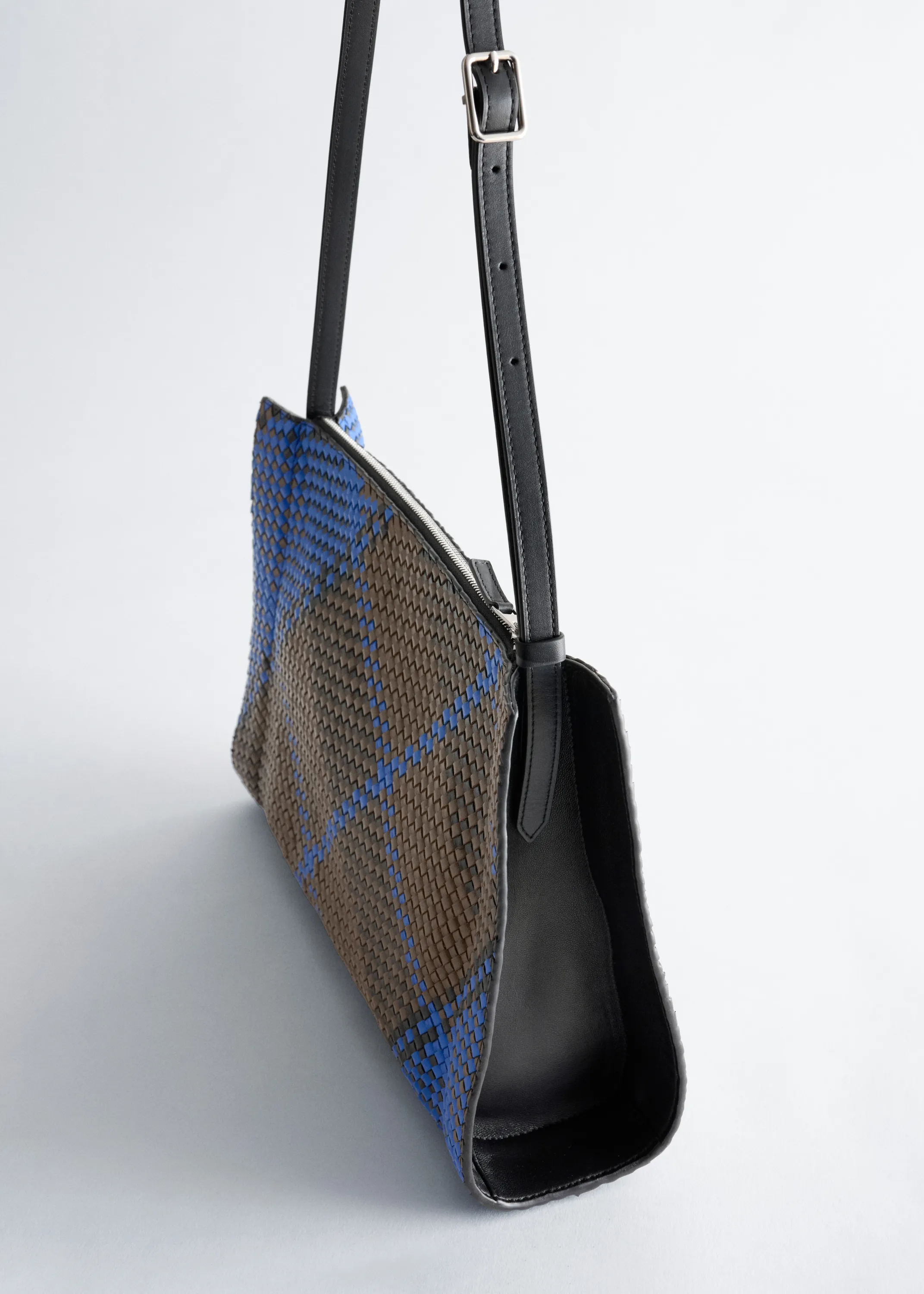 Sac à bandoulière en cuir tressé - Marron/Bleu