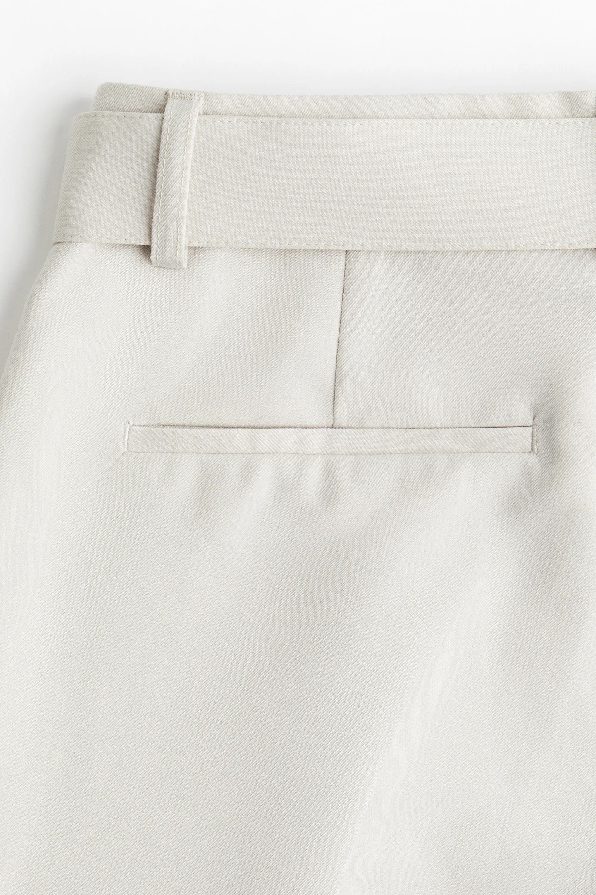 Pantalon chic avec ceinture - Beige clair