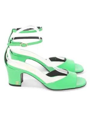 Sandales en cuir verni vert pomme à bride cheville Prix boutique 1250€ Taille 38 — photo 3