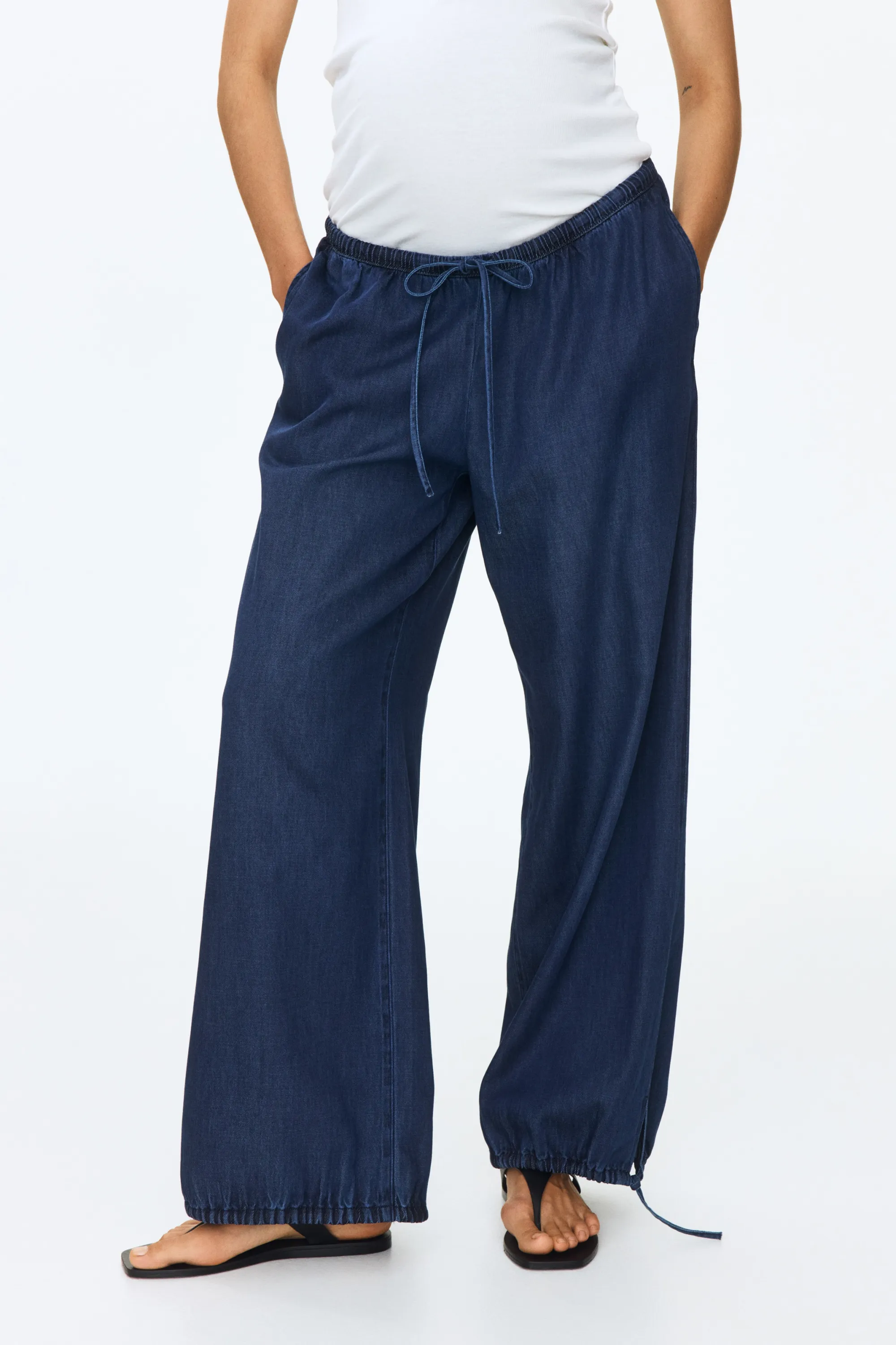 MAMA Pantalon en denim avec jambes ballon - Bleu denim foncé
