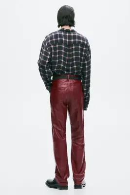 Pantalon Regular Fit en cuir - Rouge foncé — photo 2