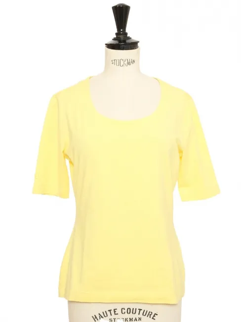 T-shirt manches courtes en coton stretch jaune poussin col rond Prix boutique 250€ Taille 36