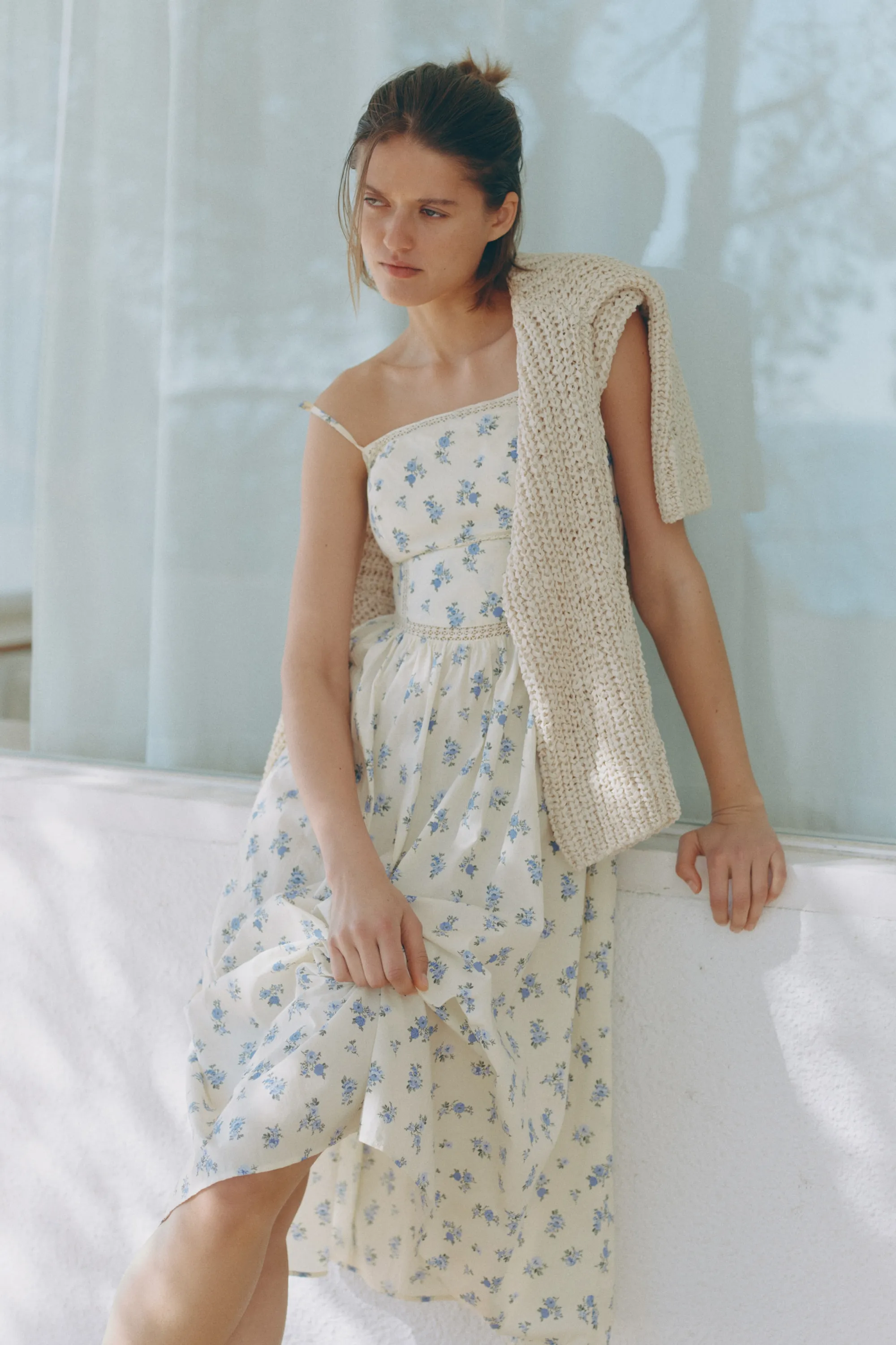 Robe en coton avec bretelles à nouer - Jaune clair/fleuri