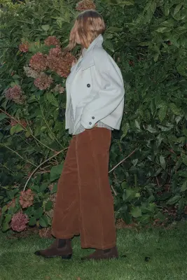 Pantalon barrel velours côtelé — photo 4