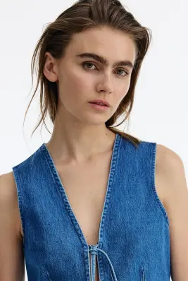 Gilet sans manches en denim avec liens à nouer - Bleu denim — photo 3