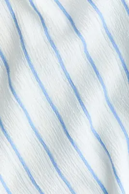 Robe froissée avec bretelles à nouer - Blanc/rayé — photo 3