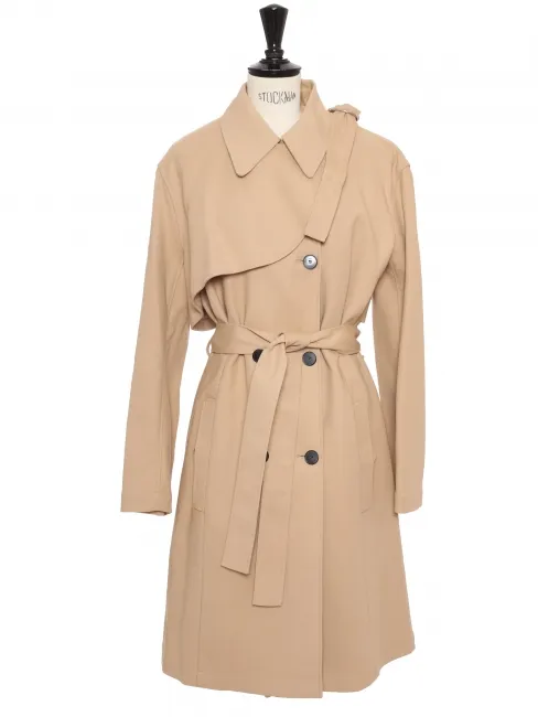 Trench ceinturé en gabardine de coton beige à double boutonnière et cape Prix boutique 4000€ Taille M
