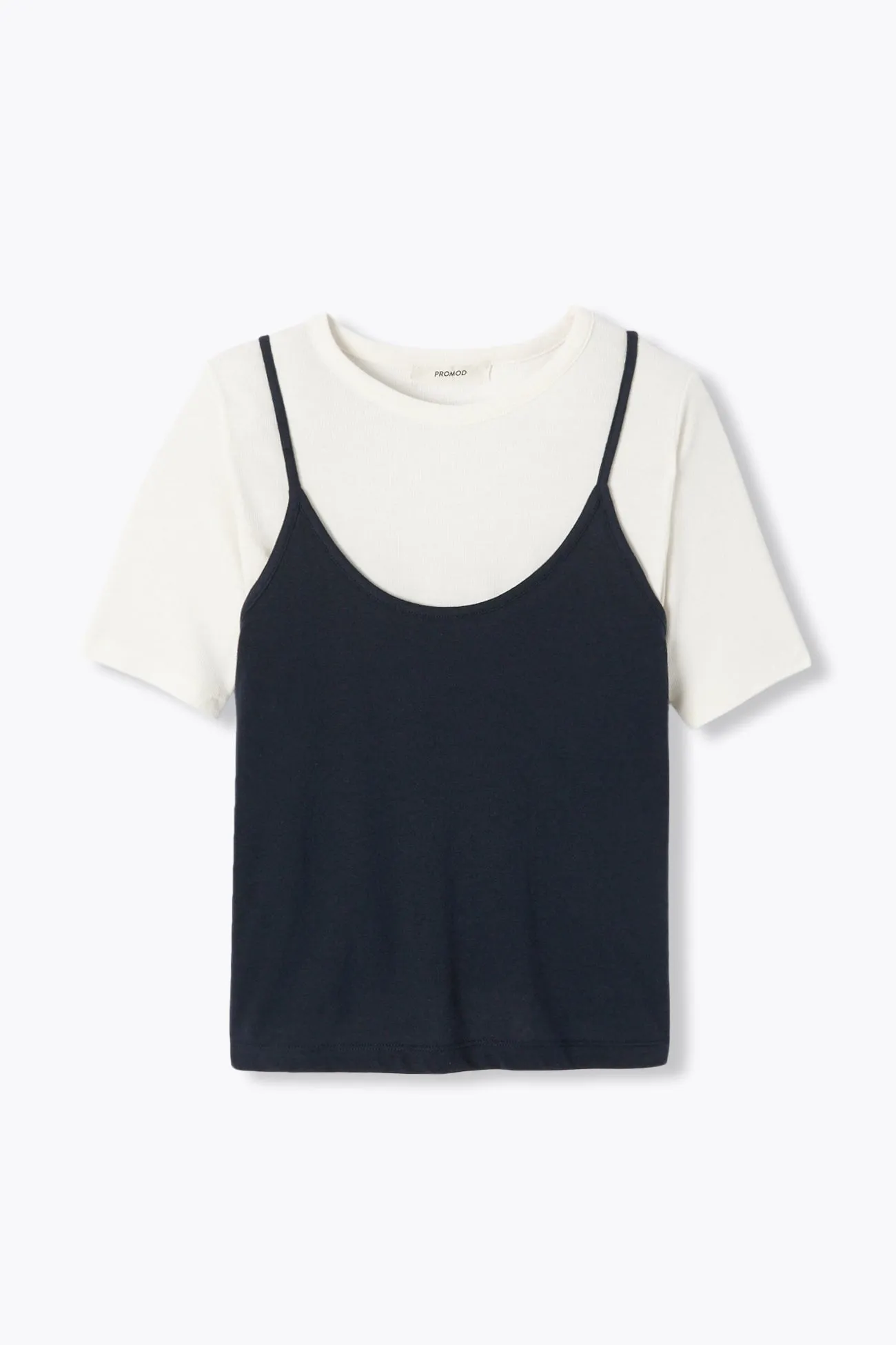 T-shirt et top superposés