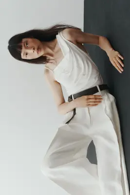 Top asymétrique à effet drapé - Blanc — photo 3