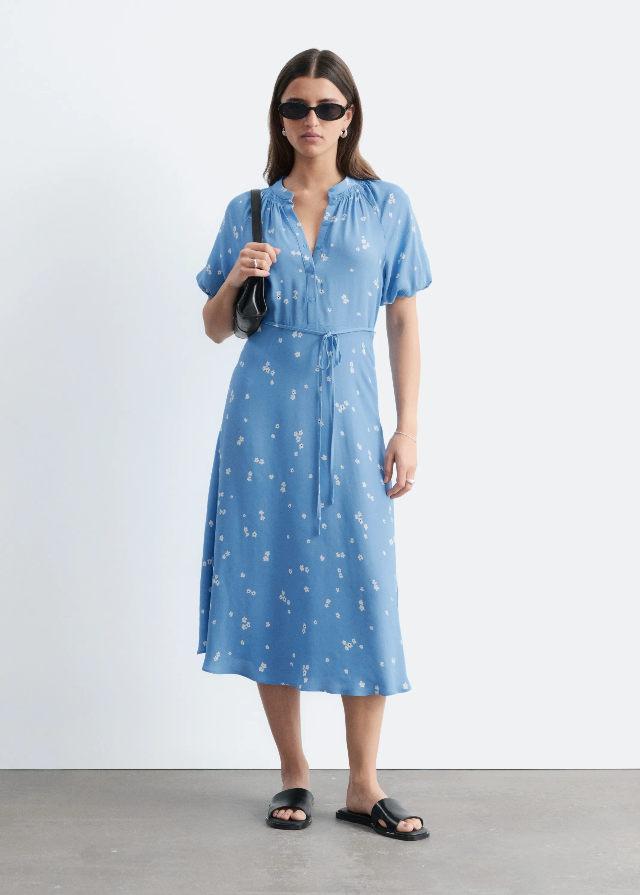 Robe midi à taille ceinturée - Bleu/Motif fleuri