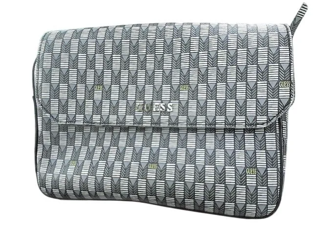 Pochette / sac bandouliere emelie logo flap