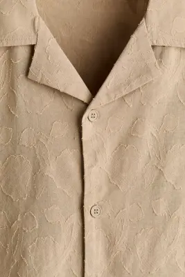 Chemise texturée Relaxed Fit avec col cubain - Beige foncé — photo 5