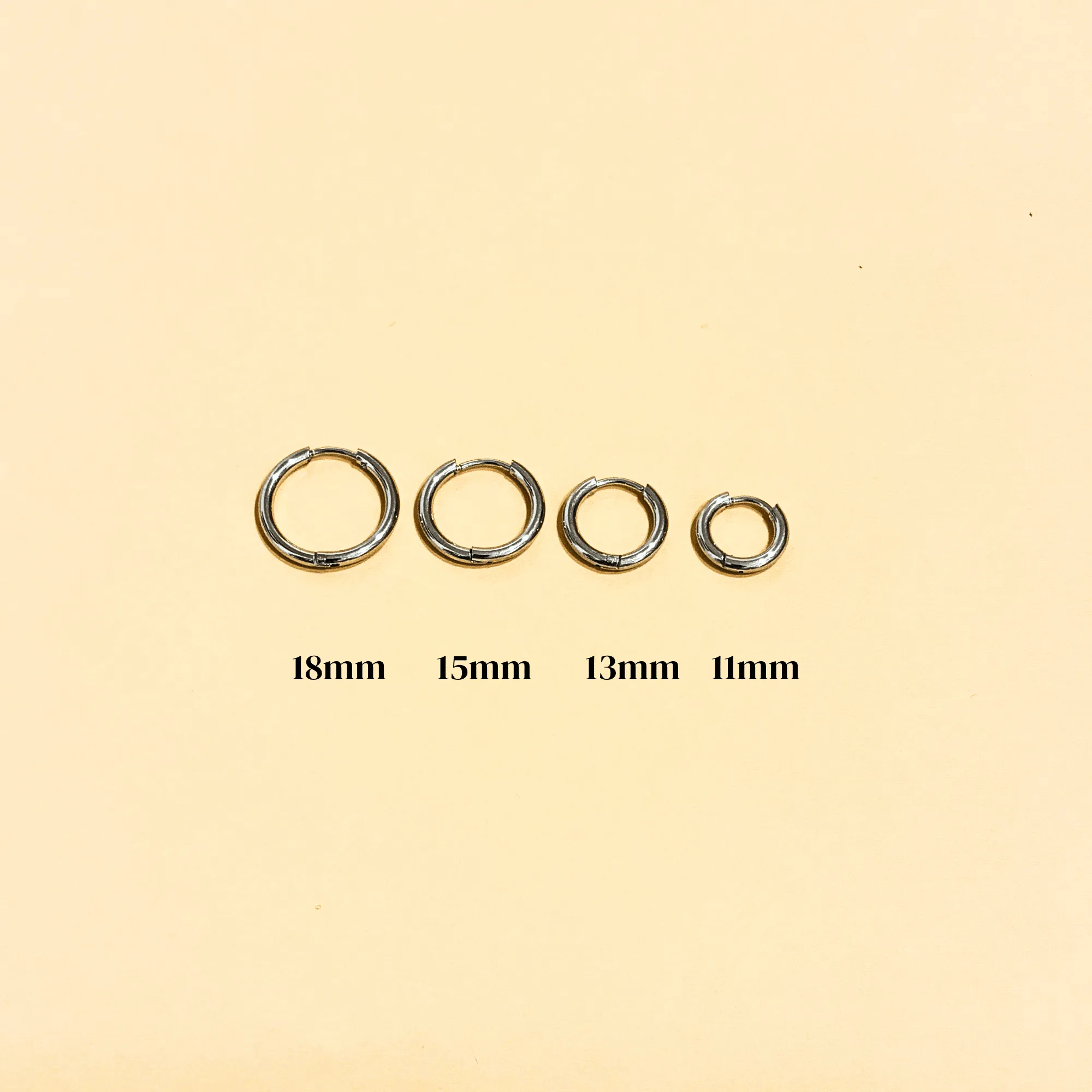 Boucles d’oreilles Cercle Argenté - 4 tailles disponibles
