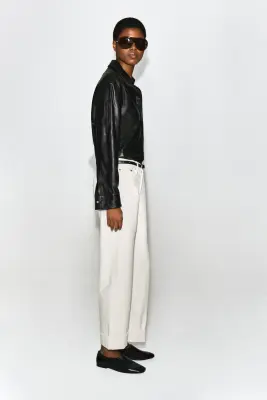 JEAN FOLDE À JAMBE INCURVÉE ET REVERS - BLANC — photo 4