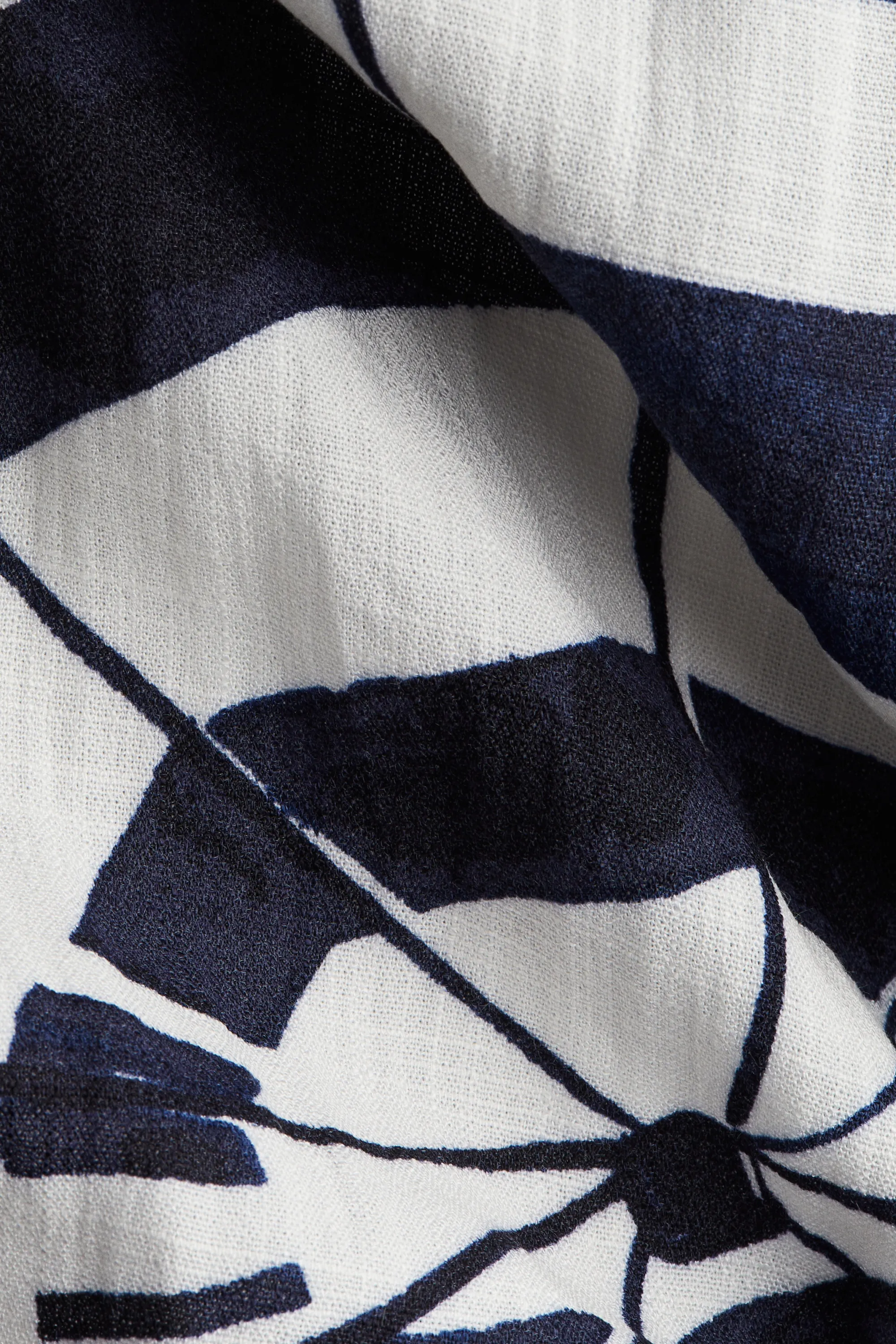 Robe longue à bretelles fines - Blanc/motif bleu marine