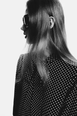 Robe tunique avec col lavallière - Noir/pois — photo 3