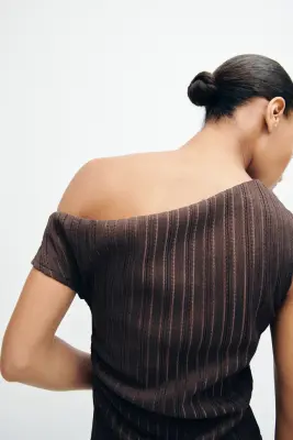 Top asymétrique texturé - Marron foncé — photo 3