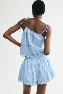 Short à taille élastique avec broderie anglaise - Bleu clair — photo 3