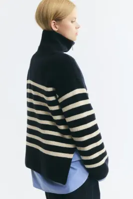 Pull long à col zippé - Bleu marine/rayures crème — photo 2