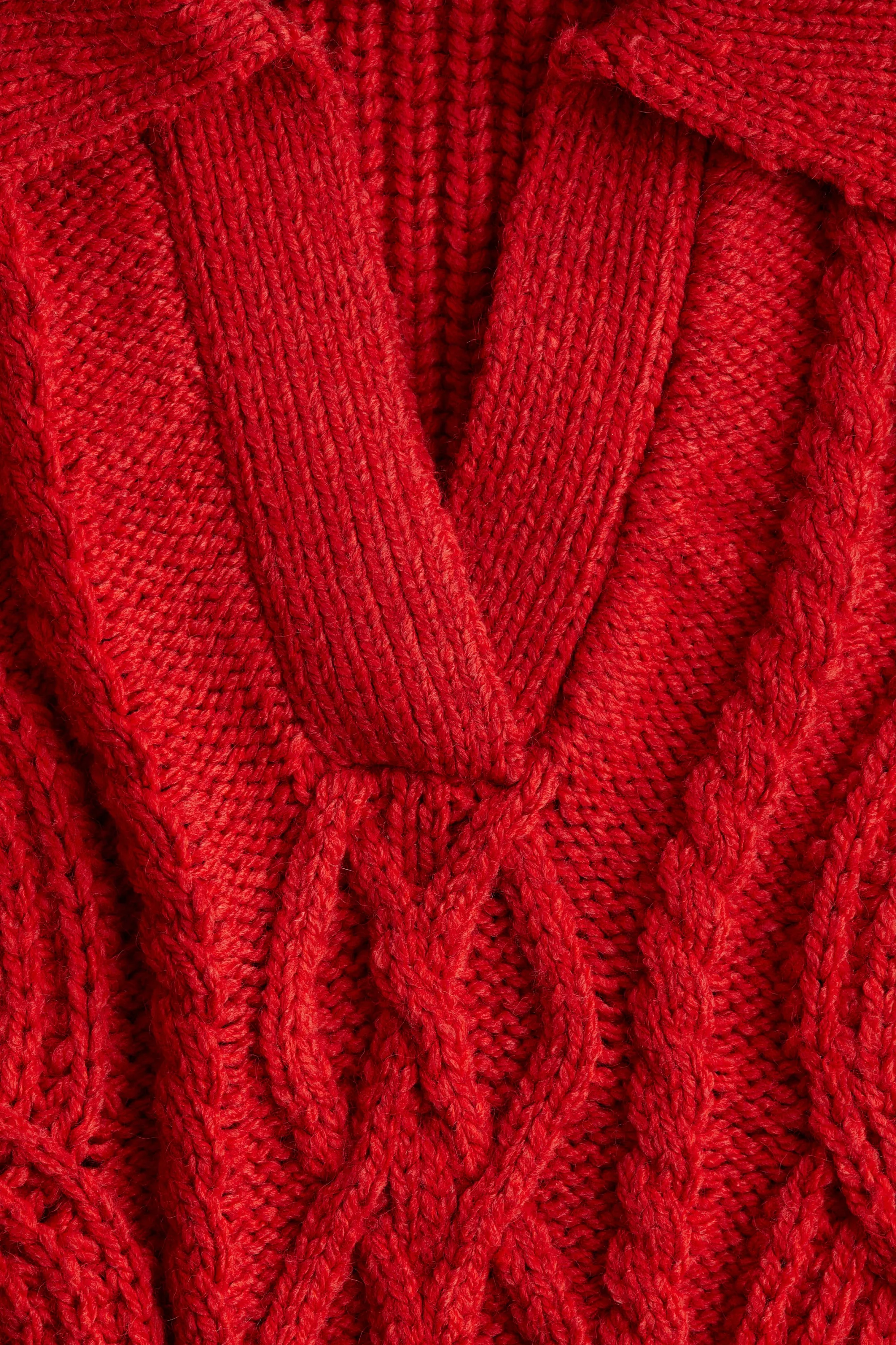 Pull en maille torsadée avec col - Rouge