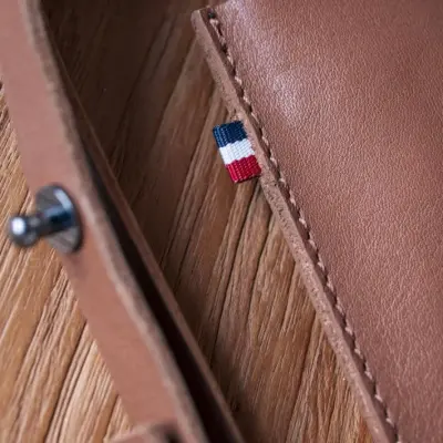 Pochette portable leo camel — photo 3