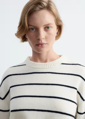 Pull en maille - Rayures blanches et noires — photo 3