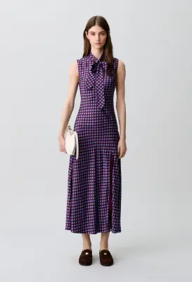 Robe fluide longue dentelle