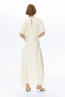 Robe midi en satin - Crème — photo 4