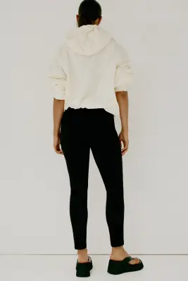 Pantalon 7/8 ajusté - Noir — photo 3