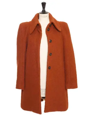 Manteau col seventies coupe évasée en laine bouclée rouge terracotta Prix boutique 3000€ Taille 36/38 — photo 3
